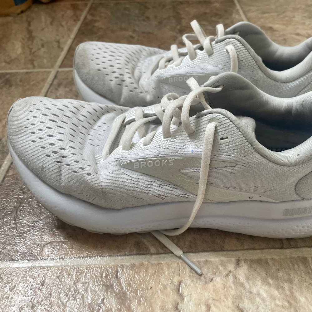 Brooks Ghost 16 Women’s Running Shoes
